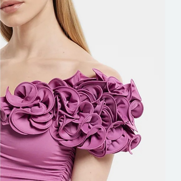 EXPRESS Body Contour Compression Off Shoulder Rosette Top - Picture 3 of 11